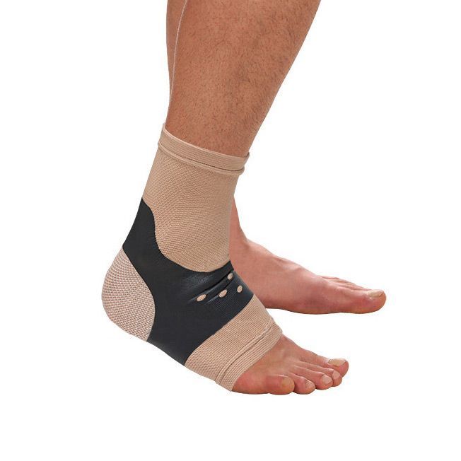 Бандаж на голеностопный сустав Тривес Т.46.07